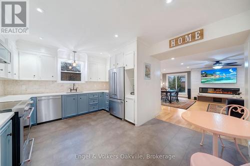 514 Maple Avenue, Hamilton (Delta), ON - Indoor Photo Showing Kitchen With Stainless Steel Kitchen