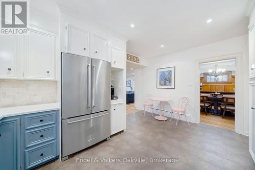 514 Maple Avenue, Hamilton (Delta), ON - Indoor Photo Showing Kitchen