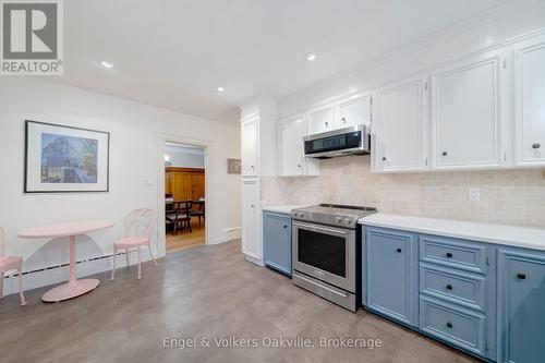 514 Maple Avenue, Hamilton (Delta), ON - Indoor Photo Showing Kitchen