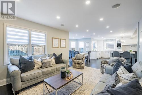 14 Balsdon Crescent, Whitby (Lynde Creek), ON - Indoor Photo Showing Living Room