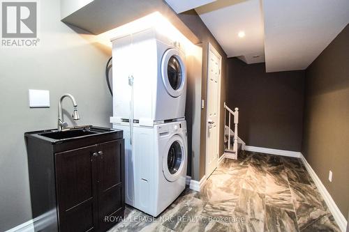 6 Gertrude Street, St. Catharines (438 - Port Dalhousie), ON - Indoor Photo Showing Laundry Room