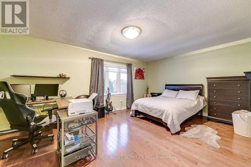 5859 Riverside Place, Mississauga, ON - Indoor Photo Showing Bedroom