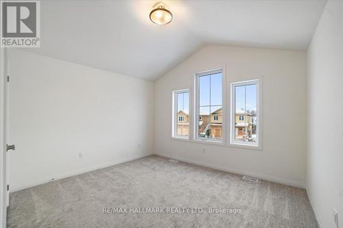 31 Willson Drive, Thorold, ON - Indoor Photo Showing Other Room