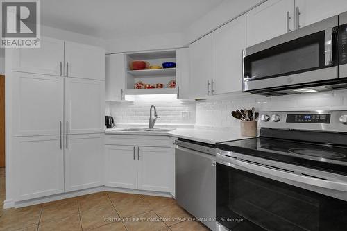 406 - 695 Richmond Street, London, ON - Indoor Photo Showing Kitchen With Stainless Steel Kitchen