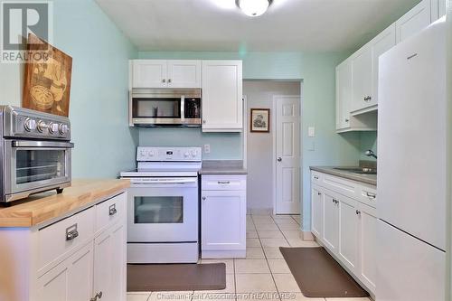 77 Baldoon Road Unit# 14, Chatham, ON - Indoor Photo Showing Kitchen