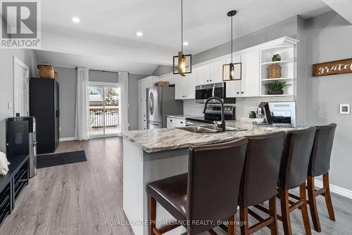 4084 Perth Road, South Frontenac (Frontenac South), ON - Indoor Photo Showing Kitchen With Double Sink With Upgraded Kitchen