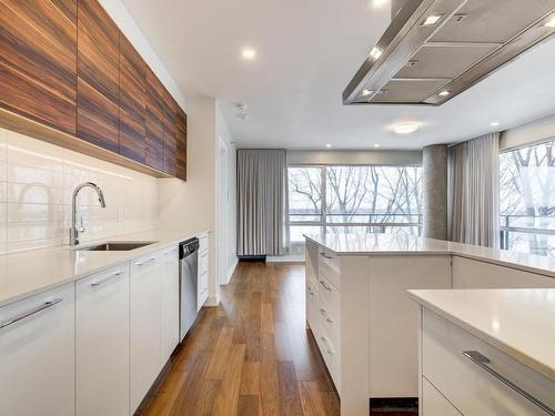 Cuisine - 421-695 Boul. Perrot, L'Île-Perrot, QC - Indoor Photo Showing Kitchen With Upgraded Kitchen