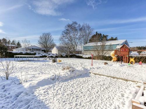 Backyard - 460 Rue Parenteau, Shawinigan, QC - Outdoor