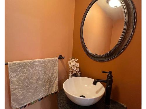 61 Kalmar Cres, Richmond Hill, ON - Indoor Photo Showing Bathroom