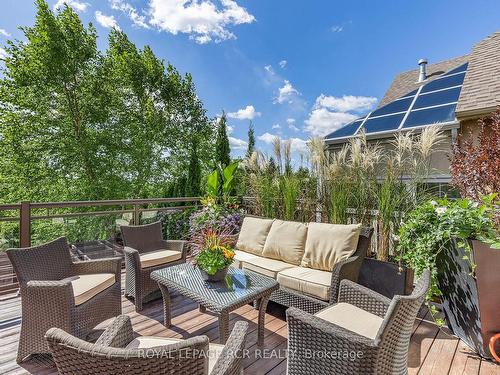 50 Sunrise Ridge Tr, Whitchurch-Stouffville, ON - Outdoor With Deck Patio Veranda