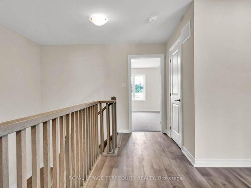 230 Beechwood Forest Lane, Gravenhurst, ON - Indoor Photo Showing Other Room