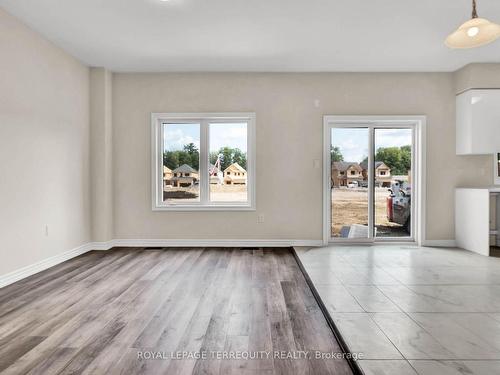 230 Beechwood Forest Lane, Gravenhurst, ON - Indoor Photo Showing Other Room