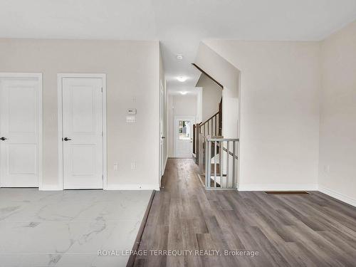 230 Beechwood Forest Lane, Gravenhurst, ON - Indoor Photo Showing Other Room