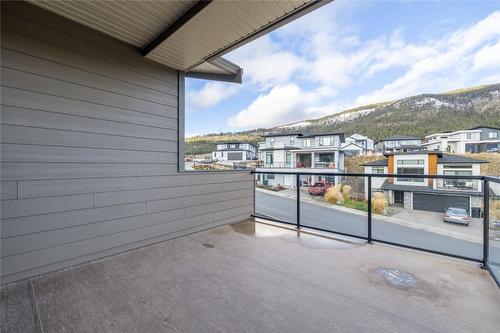 2779 Canyon Crest Drive, West Kelowna, BC - Outdoor With Exterior