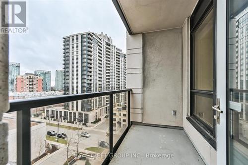 815 - 100 Harrison Garden Boulevard, Toronto, ON - Outdoor With Exterior