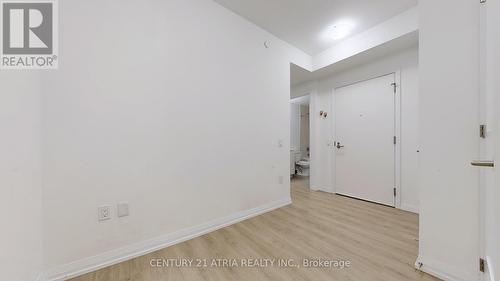 816 - 50 Dunfield Avenue, Toronto, ON - Indoor Photo Showing Other Room