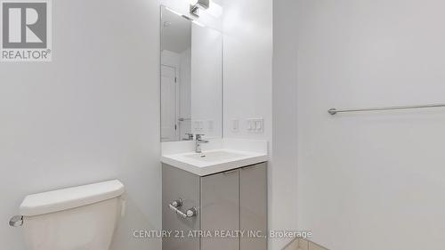 816 - 50 Dunfield Avenue, Toronto, ON - Indoor Photo Showing Bathroom