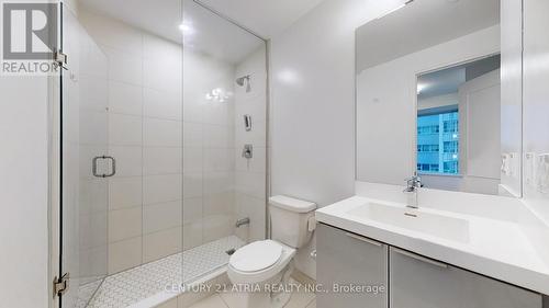 816 - 50 Dunfield Avenue, Toronto, ON - Indoor Photo Showing Bathroom