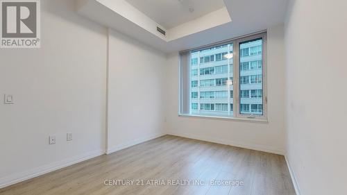 816 - 50 Dunfield Avenue, Toronto, ON - Indoor Photo Showing Other Room