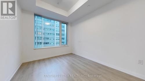 816 - 50 Dunfield Avenue, Toronto, ON - Indoor Photo Showing Other Room