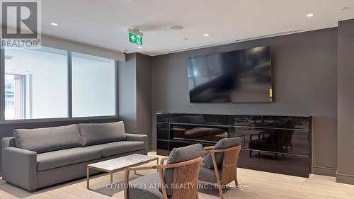 816 - 50 Dunfield Avenue, Toronto, ON - Indoor Photo Showing Living Room With Fireplace