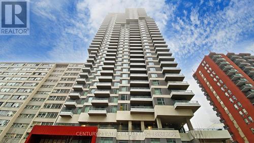 816 - 50 Dunfield Avenue, Toronto, ON - Outdoor With Balcony With Facade