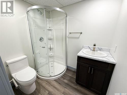 Friesen Acreage, Leroy Rm No. 339, SK - Indoor Photo Showing Bathroom