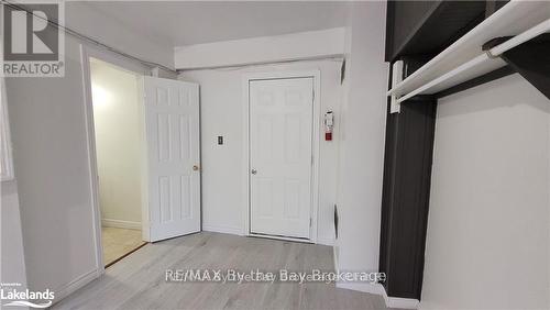 B14 - 280 River Road E, Wasaga Beach, ON - Indoor Photo Showing Other Room