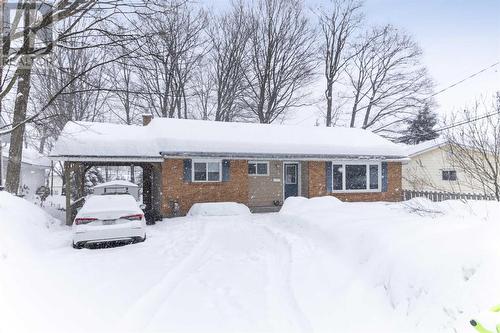 12 Primrose Dr, Sault Ste. Marie, ON - Outdoor