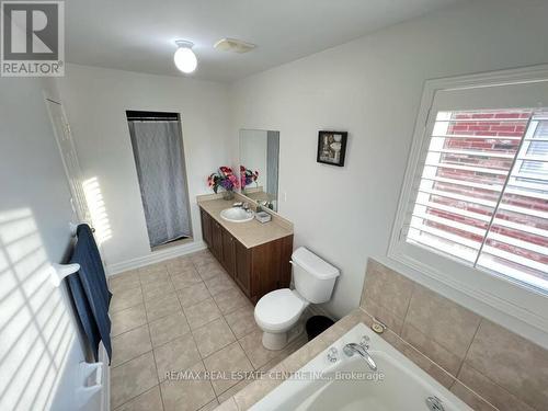 440 Aspendale Crescent, Mississauga, ON - Indoor Photo Showing Other Room