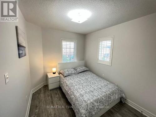 440 Aspendale Crescent, Mississauga, ON - Indoor Photo Showing Bedroom