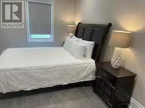 7631 Creditview Road, Brampton, ON - Indoor Photo Showing Bedroom