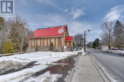 1532 Queen Street, Caledon, ON 