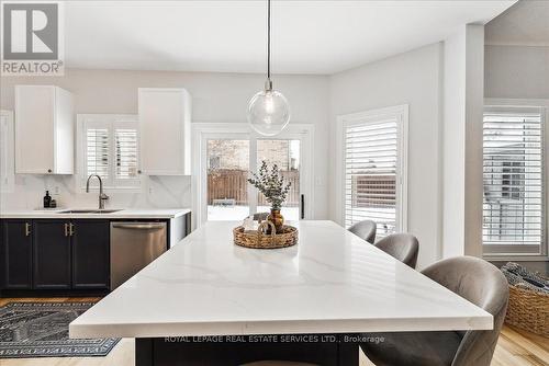 27 Stonebrook Crescent, Halton Hills, ON - Indoor Photo Showing Other Room