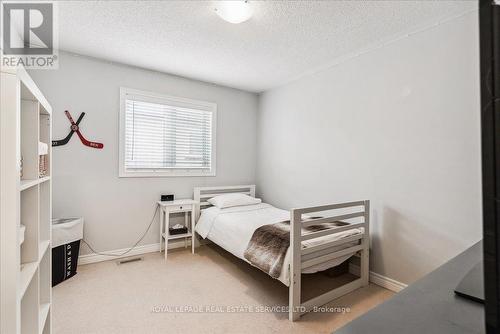 27 Stonebrook Crescent, Halton Hills, ON - Indoor Photo Showing Bedroom