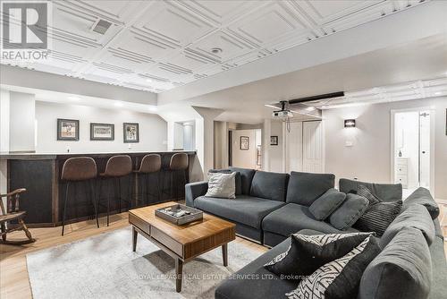 27 Stonebrook Crescent, Halton Hills, ON - Indoor Photo Showing Living Room