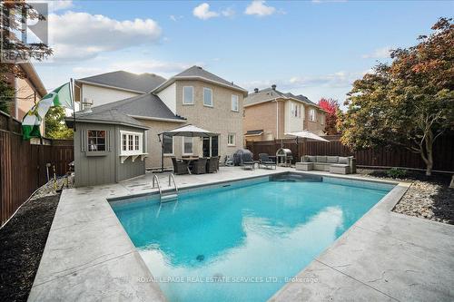 27 Stonebrook Crescent, Halton Hills, ON - Outdoor With In Ground Pool With Backyard