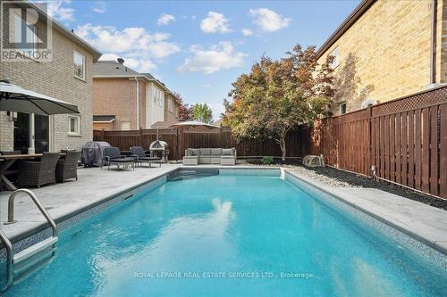 27 Stonebrook Crescent, Halton Hills, ON - Outdoor With In Ground Pool With Exterior