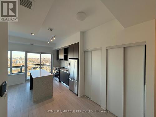 Ph26 - 395 Dundas Street, Oakville, ON - Indoor Photo Showing Kitchen