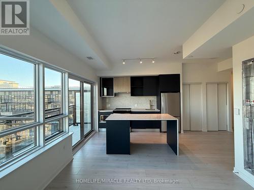 Ph26 - 395 Dundas Street, Oakville, ON - Indoor Photo Showing Kitchen With Stainless Steel Kitchen