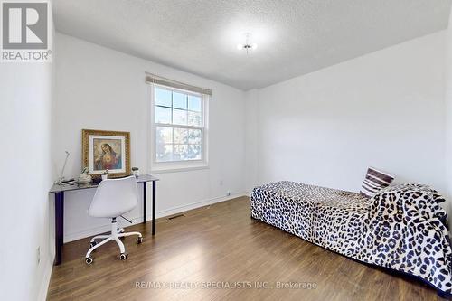 76 Jill Crescent, Brampton, ON - Indoor Photo Showing Bedroom