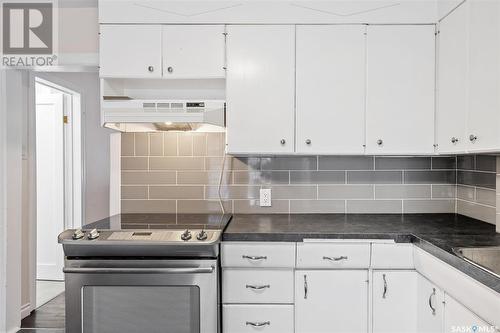 2414 Kelvin Avenue, Saskatoon, SK - Indoor Photo Showing Kitchen