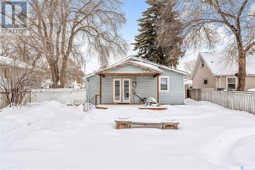 2414 Kelvin Avenue, Saskatoon, SK - Outdoor