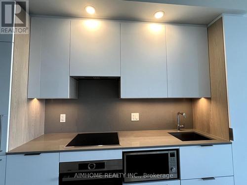 2305 - 28 Freeland Street, Toronto, ON - Indoor Photo Showing Kitchen