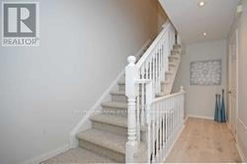 3063 Drumloch Avenue, Oakville, ON - Indoor Photo Showing Other Room