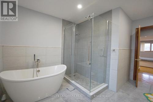 9755 Keele Street, Vaughan, ON - Indoor Photo Showing Bathroom