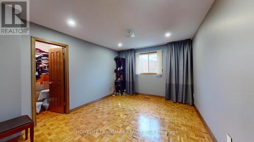 9755 Keele Street, Vaughan, ON - Indoor Photo Showing Other Room