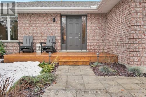 126 Brookfield Street, Middlesex Centre (Denfield), ON - Outdoor With Deck Patio Veranda