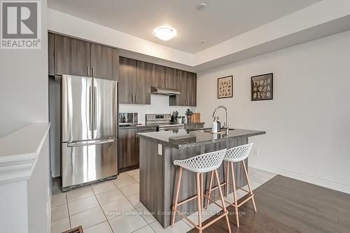 3074 Cascade, Oakville (1010 - Jm Joshua Meadows), ON - Indoor Photo Showing Kitchen