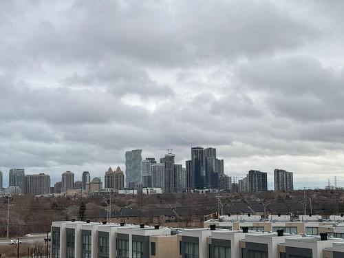 607-65 Watergarden Dr, Mississauga, ON - Outdoor With View